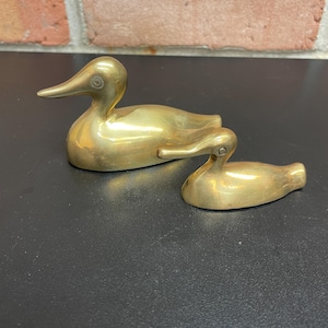 Vintage Brass Duck Mama and Baby Set of 2 Swimming Duck Figurines Made in Korea