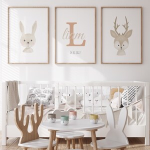 Nombre del bebé del bosque, regalo del bebé del bosque, signo de cuna, signo del nombre del recién nacido, nombre de la letra personalizada, impresión de nacimiento personalizada, signo del nombre del bebé, decoración del niño boho