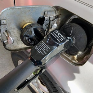 Gas Cap Holder for 1997-2001 Honda CRV