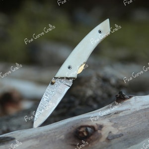 Damascus Steel Pocket Folding Knife, Damascus Hunting Outdoor Survival Buschcraft Camping Knife