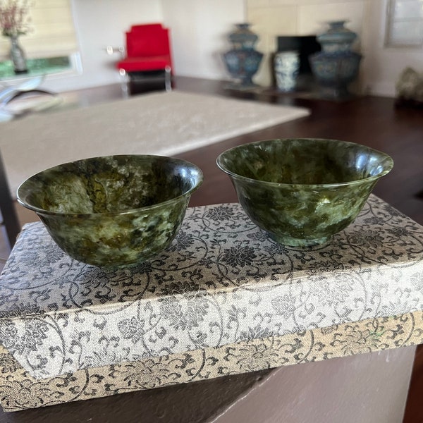 Chinese Vintage/Antique Reproduction Spinach Jade Bowl 1 pair w/Box "4" (W) DC031