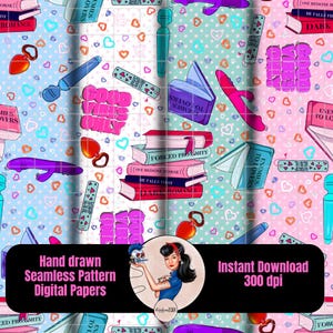 Puede incluir: Un papel digital de patrón sin costuras con un fondo rosa y azul con corazones, libros y otros objetos. El texto en los libros incluye "Forced Proximity", "Enemies to Lovers", "He Falls First", y "Dark Romance". El texto en los otros objetos incluye "Good Vibes Only" y "Smut to Saviors".