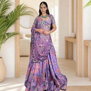 Blauwe confectiekleding Lehenga Choli: Indiase trouwkleding, zijde organza, pailletten
