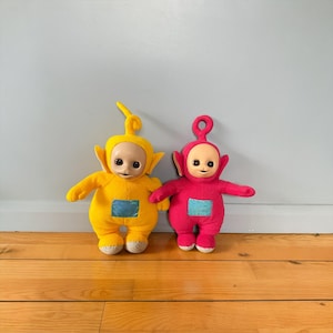 もっふーP moff Happy End Lala. 2 X Vintage 1996 Teletubbies Lala & Po Working Blinking Eyes 14-17