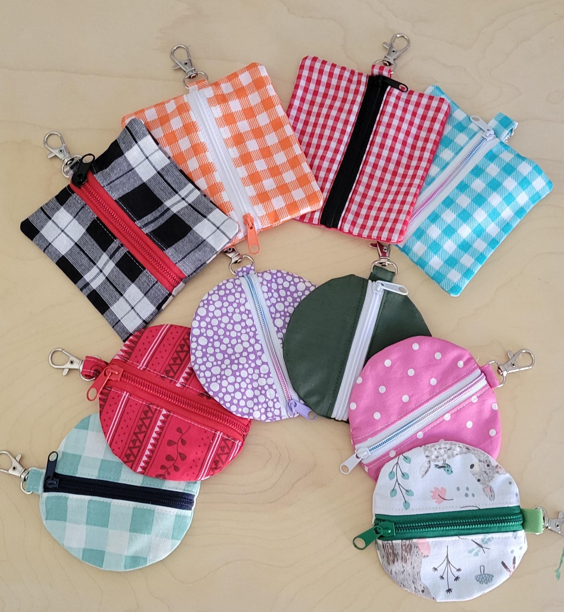 Zipper Pouch Keychain Round or Square for Earbuds, Coins