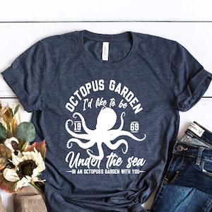 Octopus Shirt Men,Octopus T-shirt,Octopus T shirt,Octopus Gifts,Octopus Mens Shirt,Marine Biology Gift,Funny Octopus Shirt BCNAOCTPGRDN01