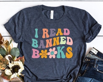 I Read Banned Books T-Shirt: Bookworm Cotton Tee