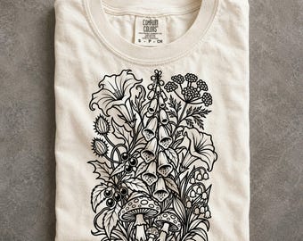 Poisonous Plants Comfort Colors T-Shirt, Botanical Line Art Field Guide