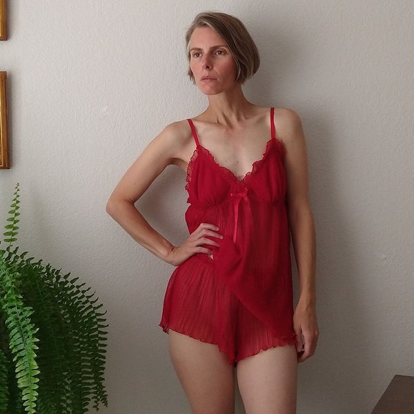 Vintage 90s Red Ribbed Sheer Cami Shorts 2 Piece Set, Size Large, Babydoll Nightie, Lingerie, Pajamas, Polyester