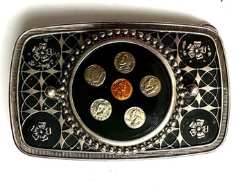 Vintage 70s Mini Coins Lucite Western Belt Buckle Black and Silvertone Metal Cowboy - Cowgirl - Rock Star