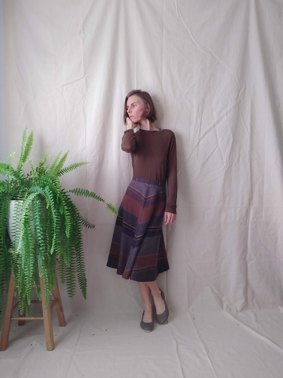 Vintage 1970s Plaid Skirt Size Small 7/8 Recycled… - image 1