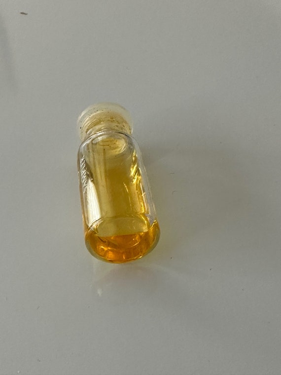 Vintage Vanda Limoge Sampler Miniature Perfume Bo… - image 4