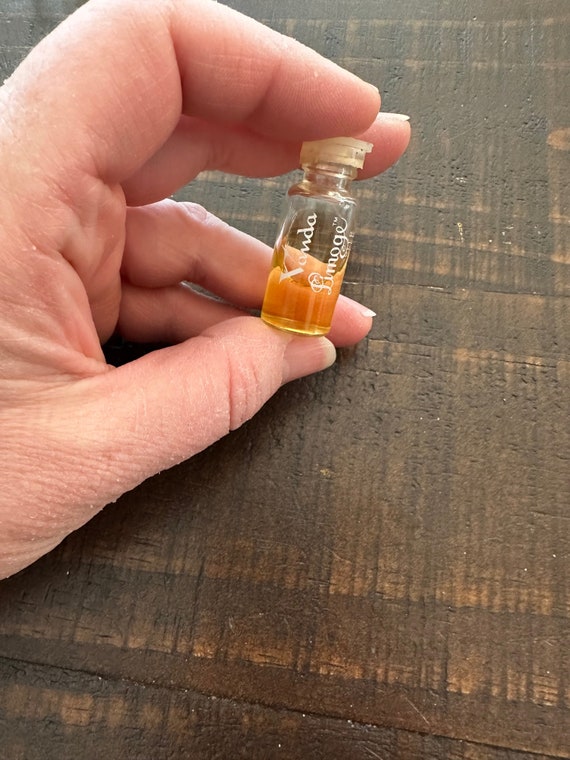 Vintage Vanda Limoge Sampler Miniature Perfume Bo… - image 2