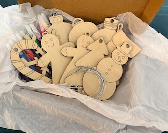 10 Holz Ornament Bastelpackung - 10 Ornamente | Kinderfreundliche Weihnachtsaktivität