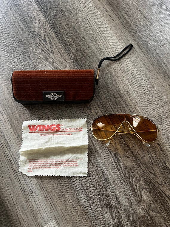 Vintage Bausch and Lomb Wings Aviator Sunglasses