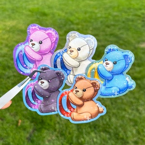Pegatina de mochila de oso de peluche // Resistente al agua // Mochila brillante inspirada en Animal Crossing, lindo, adorable, kawaii