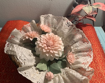 Very rare vintage basket of DAHLIAS LLADRÓ #01001545
