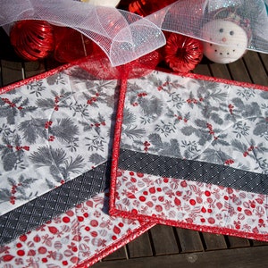 Silver Christmas Placemats, Silver Pine Placemats, Red and Silver Placemat set, Silver and Red Christmas Placemat set