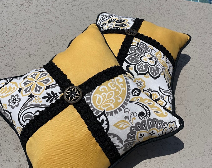 Black, yellow and white decorative outdoor pillow set of 2