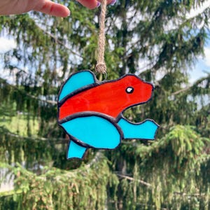 Stained Glass Frog, Poison dart Frog, Stained Glass Art, Sun Catcher, Frog Art, Nature Art, Animal Art, Hand-painted Art, Frog Ornament, art