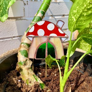 Stained Glass Mushroom, Fairy House, Plant Stake, Mushroom Plant Stake, Garden Plant Stake, Cottage Core, Stained Glass Art, Glass Mushroom