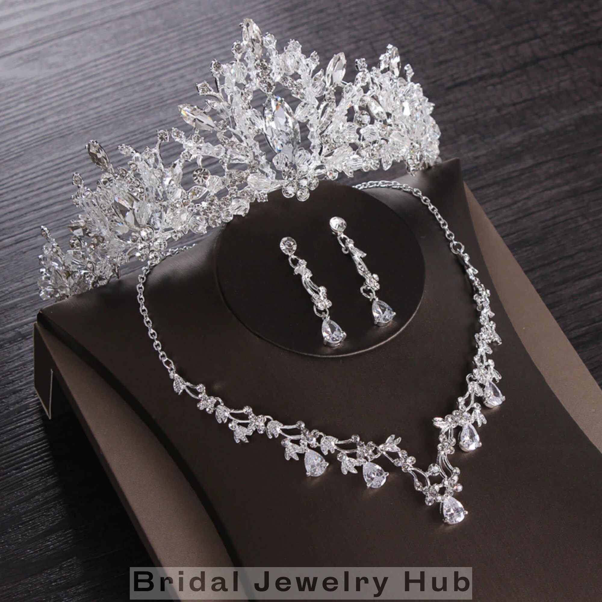 Tiara Kit - Classic Design Wide Forehead Piece main image 1