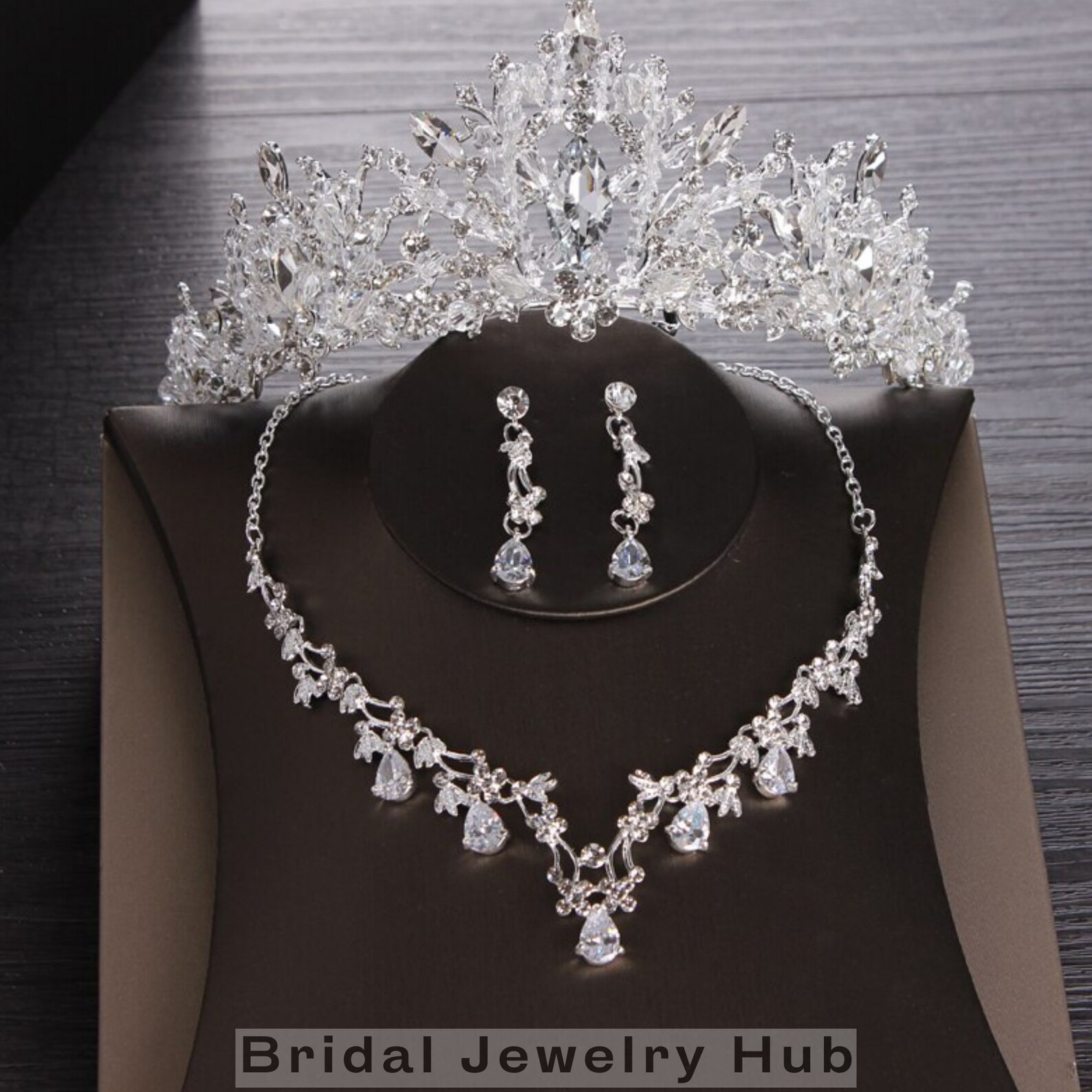 Tiara Kit - Classic Design Wide Forehead Piece main image 0