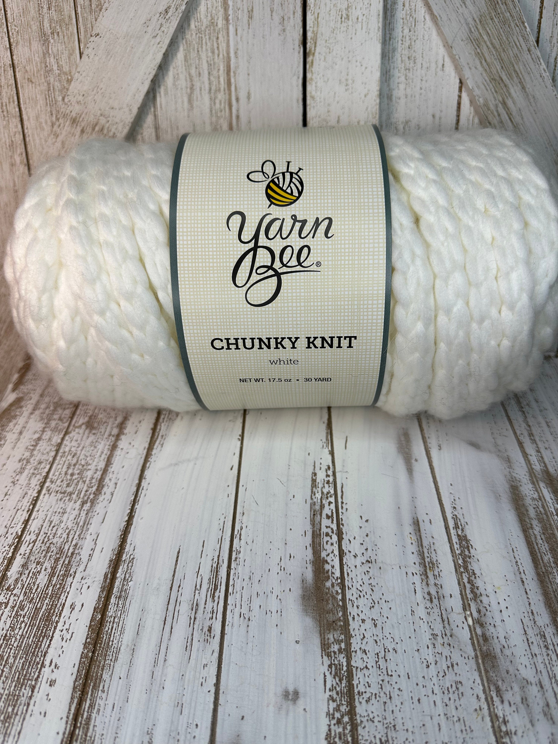 Yarn Bee - Fetching Chunky - Diamond, knytwhyt