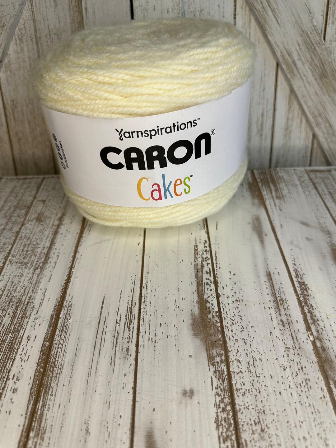 Caron cakes 200g/383yds/350m medium 4 yarn -Rainbow Sprinkles