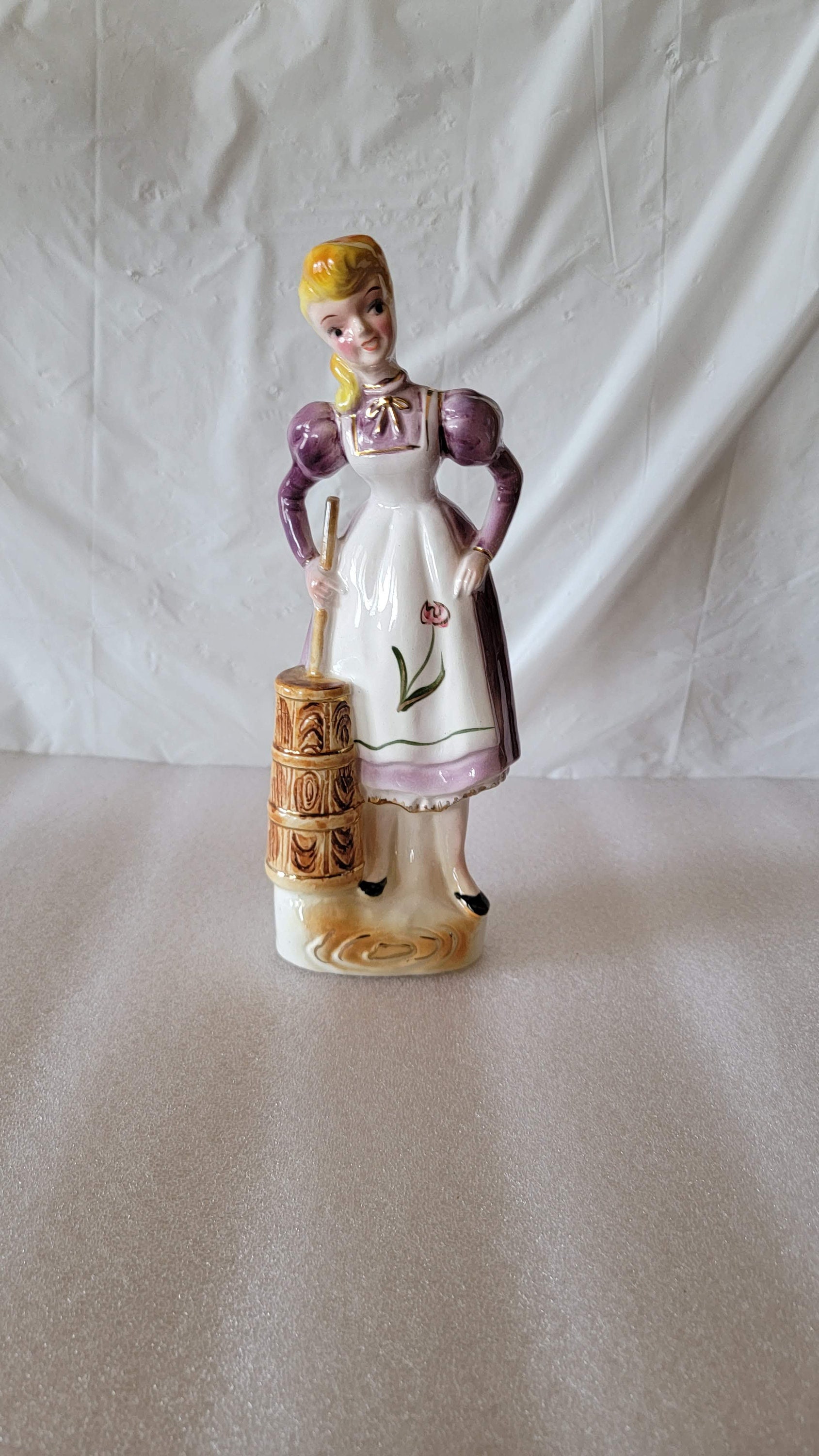 Kreiss and Company Porcelain Housewife Figurine Forever Yours Gift
