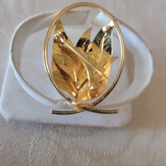 Five Leaf Brooch, Gold Tone Leaf Brooch, Vintage … - image 5