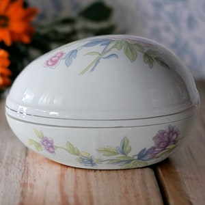 Berloque de ovo de porcelana 1960, prato floral, caixa de berloque, ovo de porcelana vintage, decoração de quarto vintage, decoração de casa