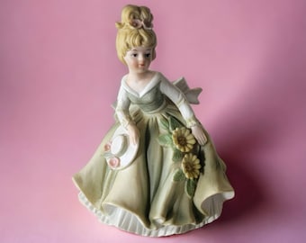 Homco Young Woman in Green Dress Carrying Hat CT-2734 Porcelain Young Lady Blond Hair Figurine Vintage Figurine Vintage Home Decor