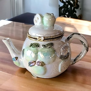 Vintage Miniature Decorative Teapot Trinket Holder Jewelry Holders Apple Design With Gold Trim Ceramic Green Apples Unique Interior Decor