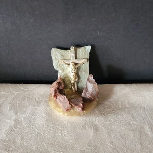 Very Unique Petrified Wood/Resin Religious Figurine/Sculpture Jesus On The Cross INRI