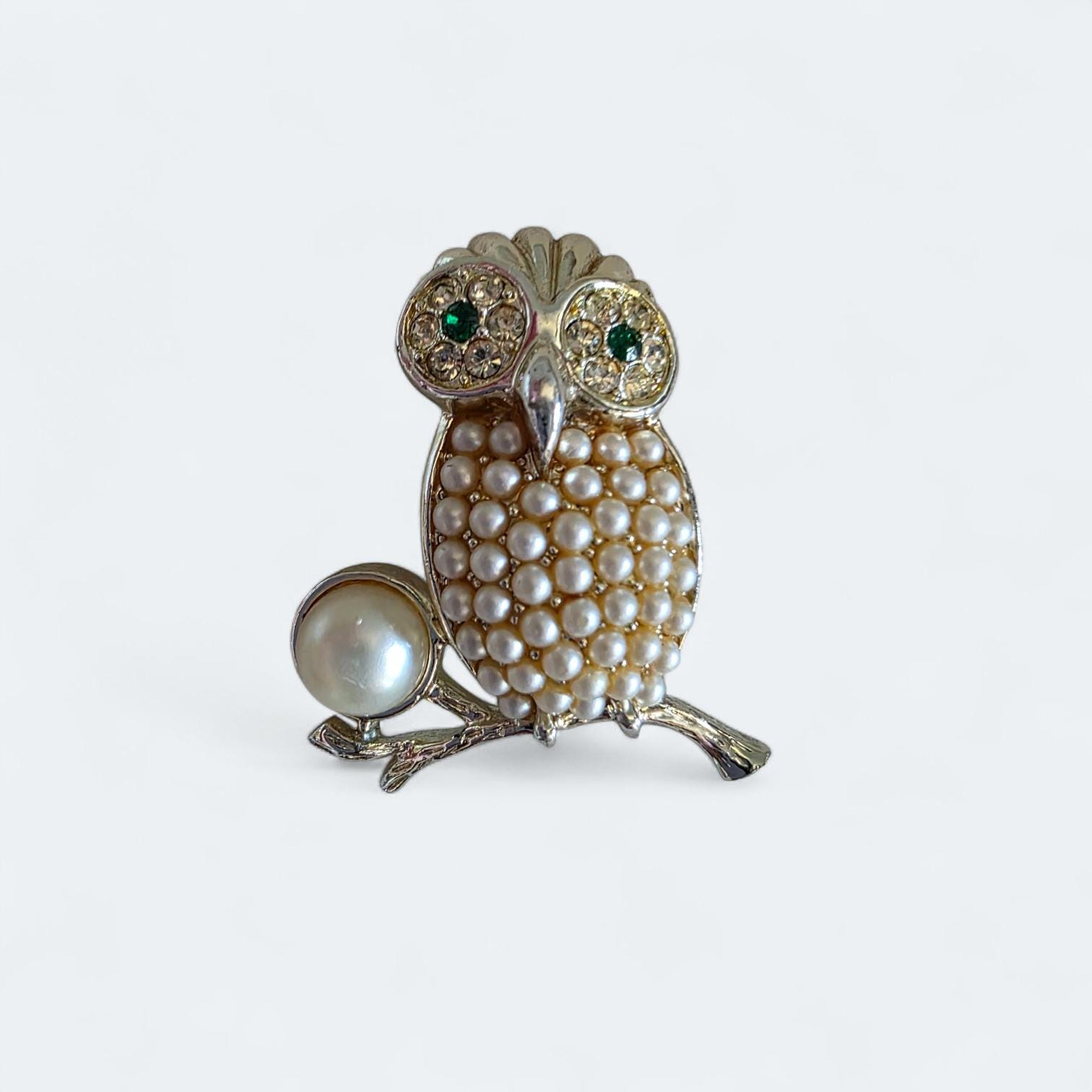 Sarah Coventry Owl Brooch Silver Toned Faux Pearls W/Rhinestones Mid Century