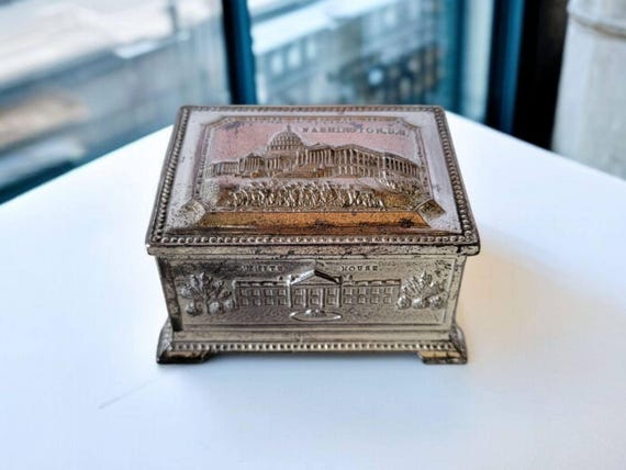 Vintage Washington D.C. Metal Souvenir Trinket Box Embossed