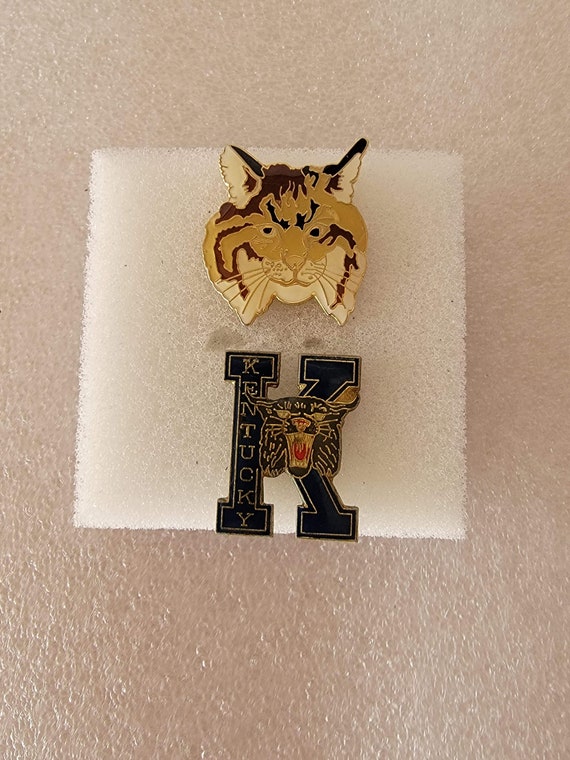 Kentucky Wildcat Lapel Hat Pins Pinbacks Tie Tack… - image 2