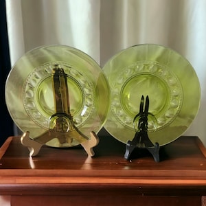 Vintage Kings Crown Snack Plates Set of 2 Avocado Green Indiana Glass Thumbprint Colored Glass 1960&#39;s Kitchen Table Decor Gift