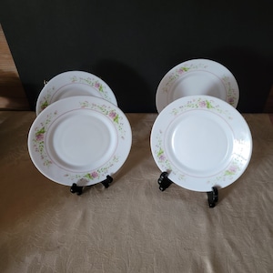 Set of 4, Arcopal Salad Plates, Victorian Charm Salad Plates, Made in France, Pink Flower Design, 7 5/8&quot;, Vintage Arcopal Salad Plates