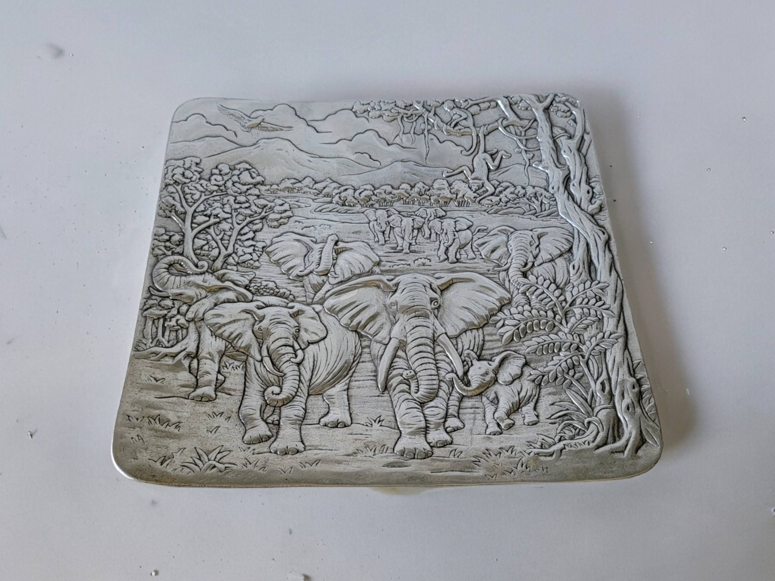 Arthur Court Collection Aluminum Square Elephant Jungle