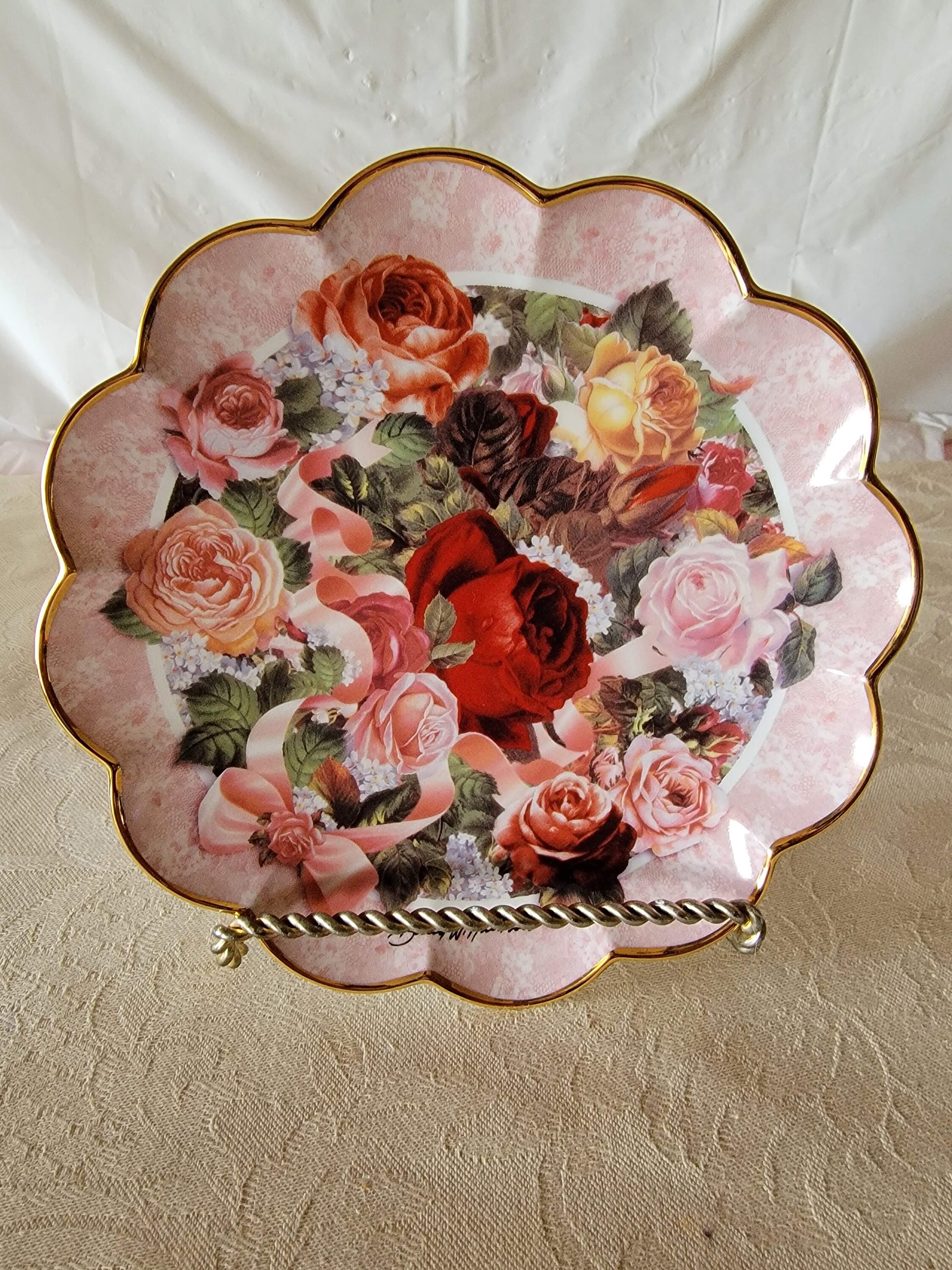 The Franklin Mint Heirloom Recommendation Victorian Rose Bouquet