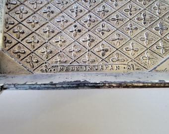 Vintage Washington D.C. Metal Souvenir Trinket Box Embossed U.S.