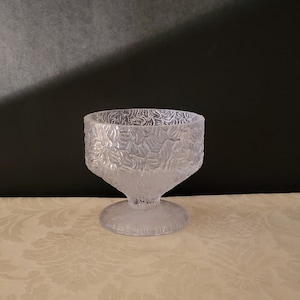 Vintage Crystal Pedestal Leave Pattern Candy Dish