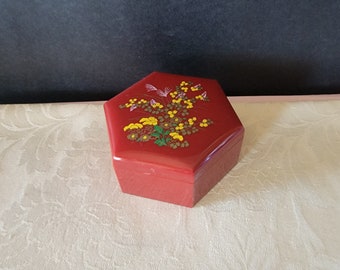 Vintage Kunststoff-Nesting Hexagon Boxen, Gelb und Rosa Blumen design, Made in Hong Kong