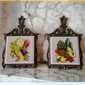 Paire de dessous de plat à légumes Prince en céramique, fonte, maison de campagne vintage, décor de ferme, carreaux de céramique des années 1980, décoration de cuisine de Taiwan