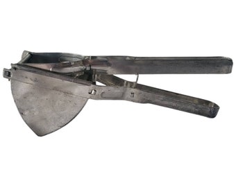 Vintage Potato Press Potato Ricer Vintage Kitchen Accessory Vintage Metal Potato Squeeze