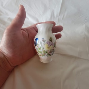 Aynsley Wild Tudor Fine Bone China Miniature Vase, Vintage Aynsley Vase, Porcelain Vase, Made in England, Miniature English Vase