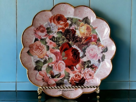 【BULL ROSE】和ダンス 七宝焼装飾取っ手 薔薇柄と多重框彫刻 The Franklin Mint Heirloom Recommendation Victorian Rose Bouquet