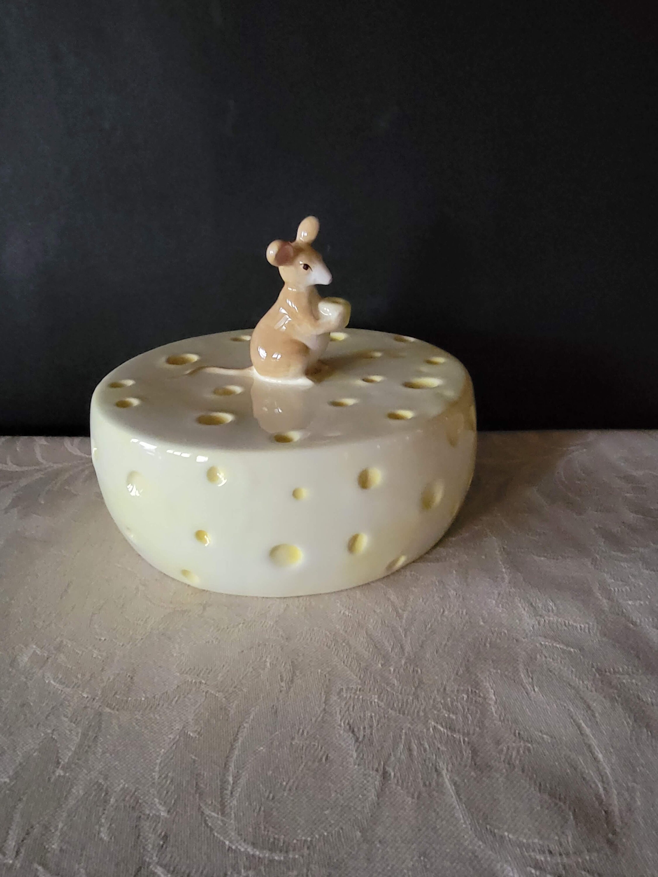 Magenta Cheese Dome Ceramic Cheese Dome Mouse Sculpture Etsy Canada
